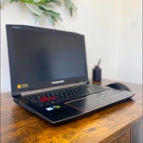 2016 Acer Predator Helios 300